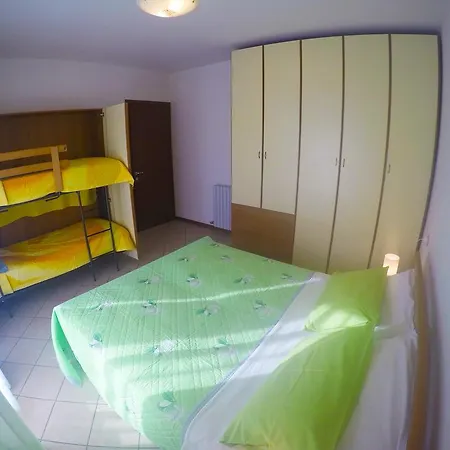 アパート Soleil - Agenzia Cocal カオルレ