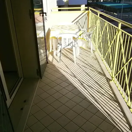 Soleil - Agenzia Cocal アパート