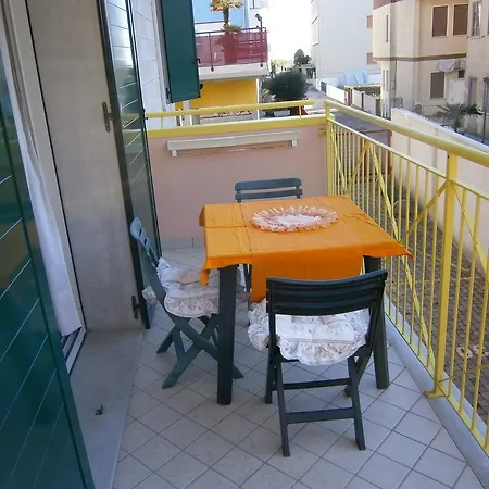 Soleil - Agenzia Cocal アパート カオルレ